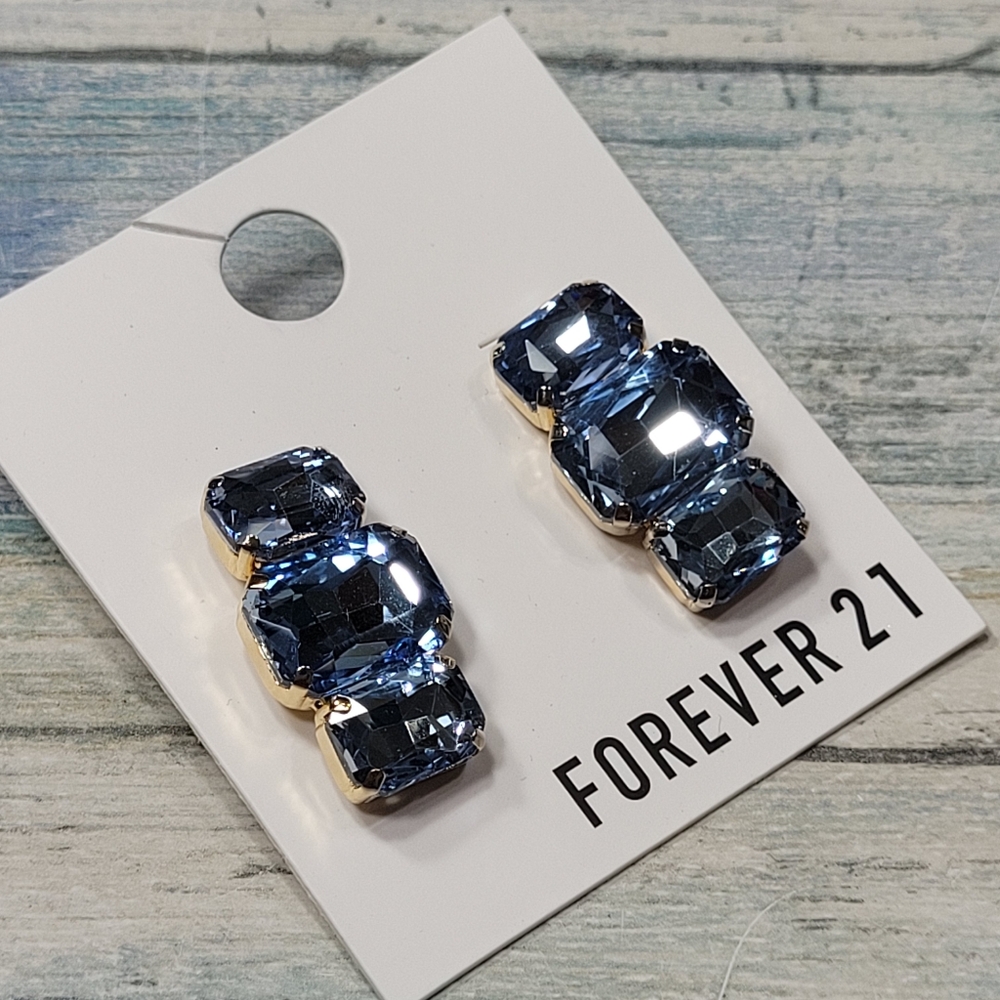 Forever 21 Blue Sparkling Stud Earrings - Picture 3 of 5